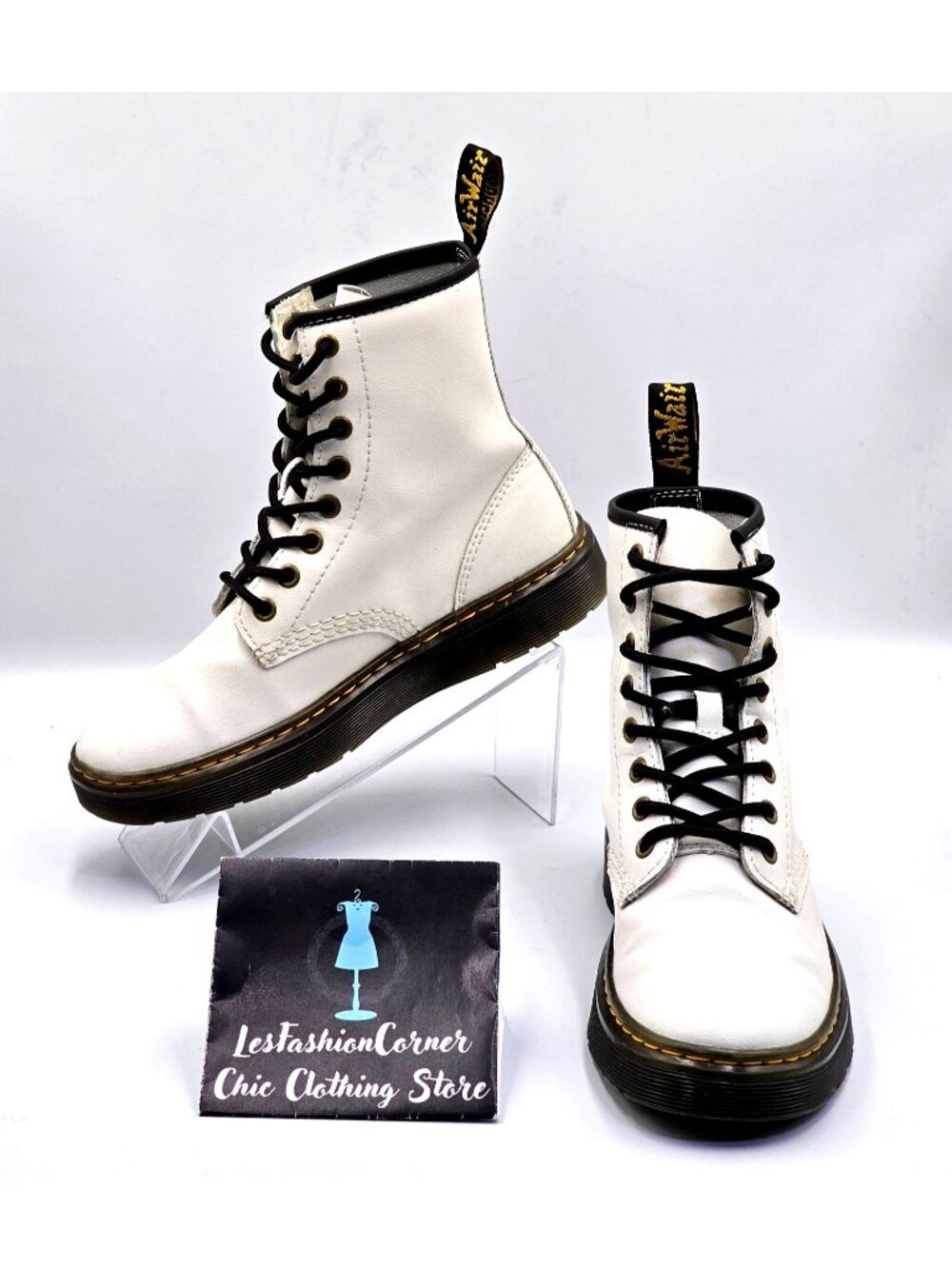 Dr. Martens Women's White Leather Zavala Lace-Up Combat Boots Size 6 2347